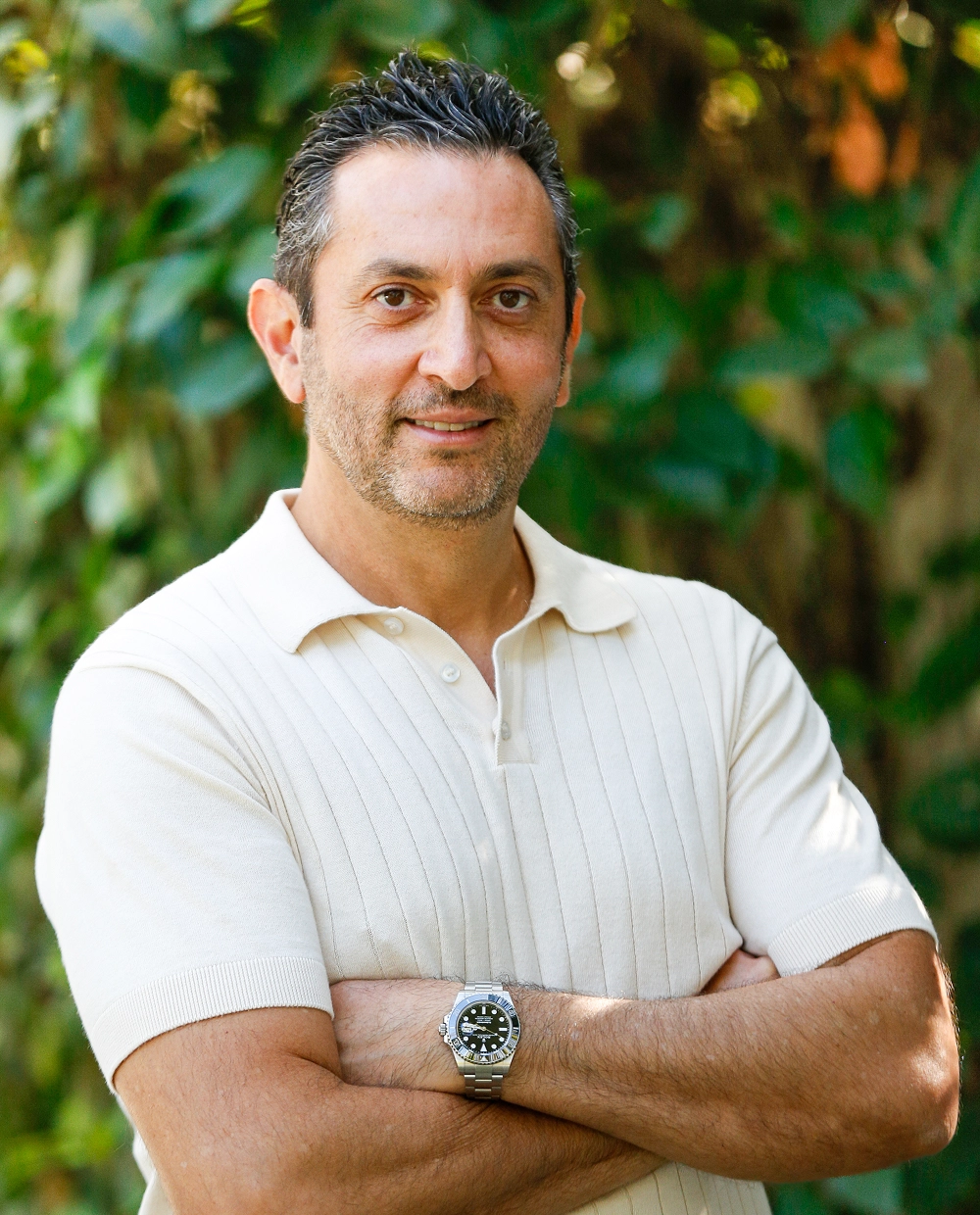 Dr Fred Monempour headshot