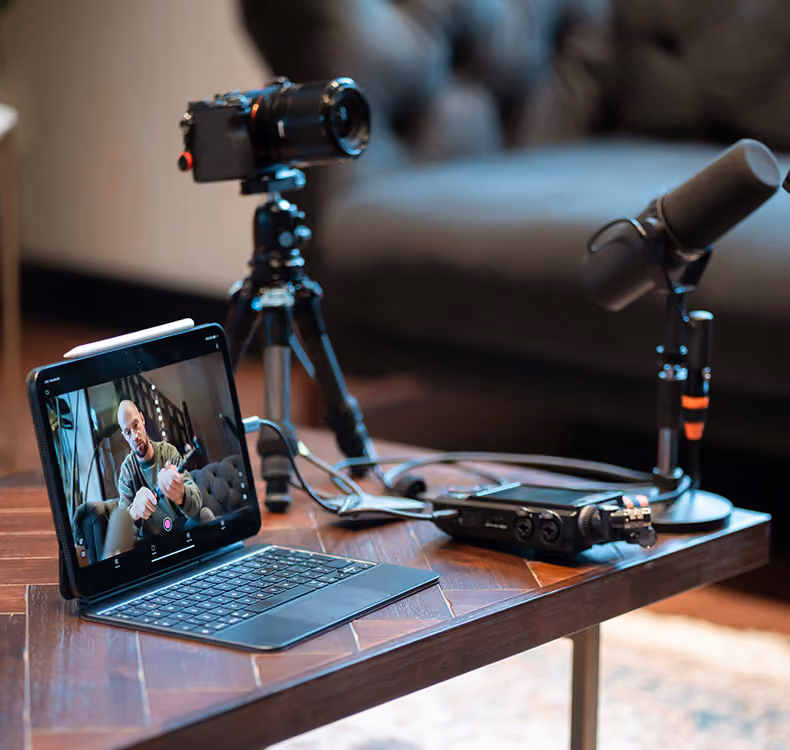 Blog and vlog management services