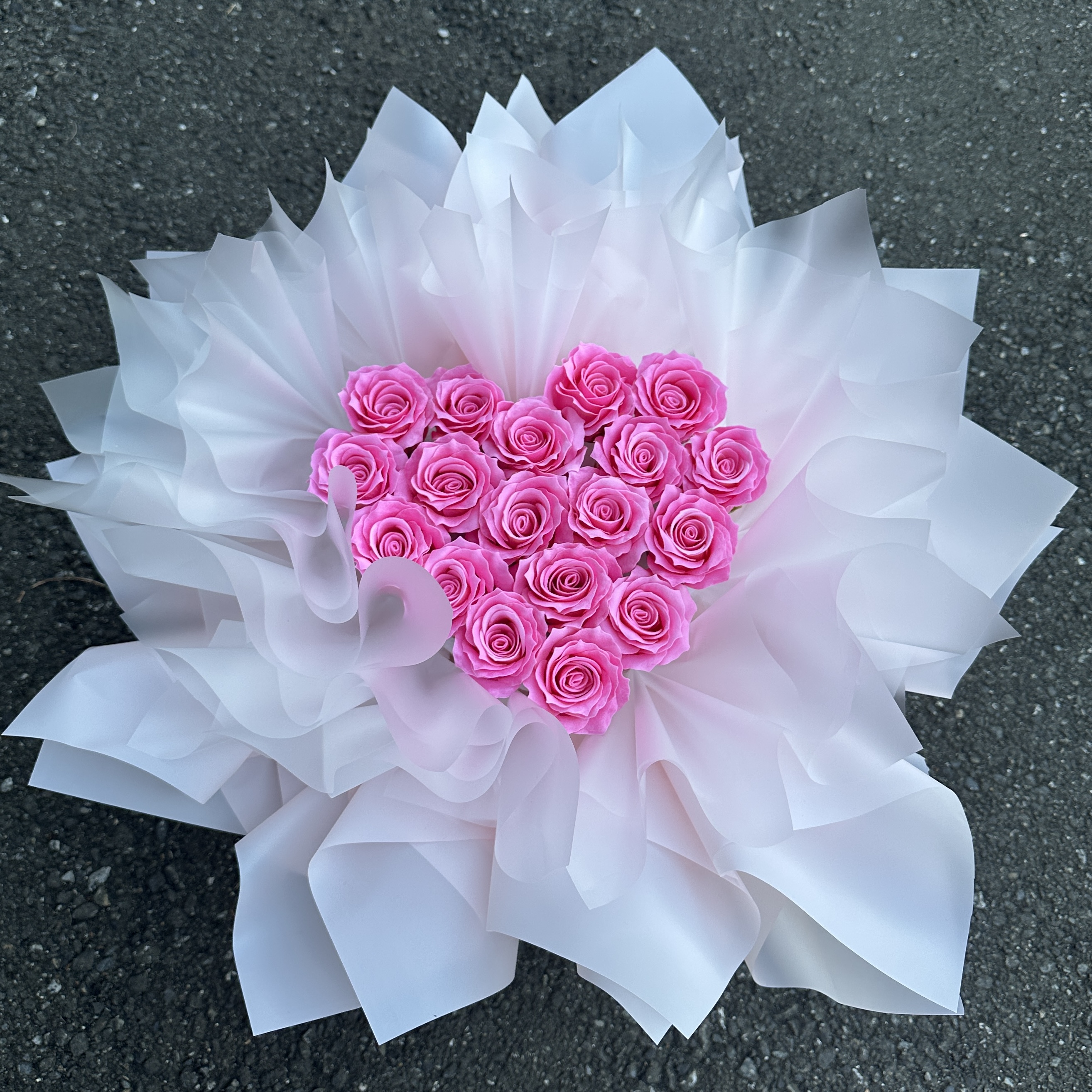Bó Hoa Công Chúa Tone Hồng Sen Heart Bouquet – Kando Flower
