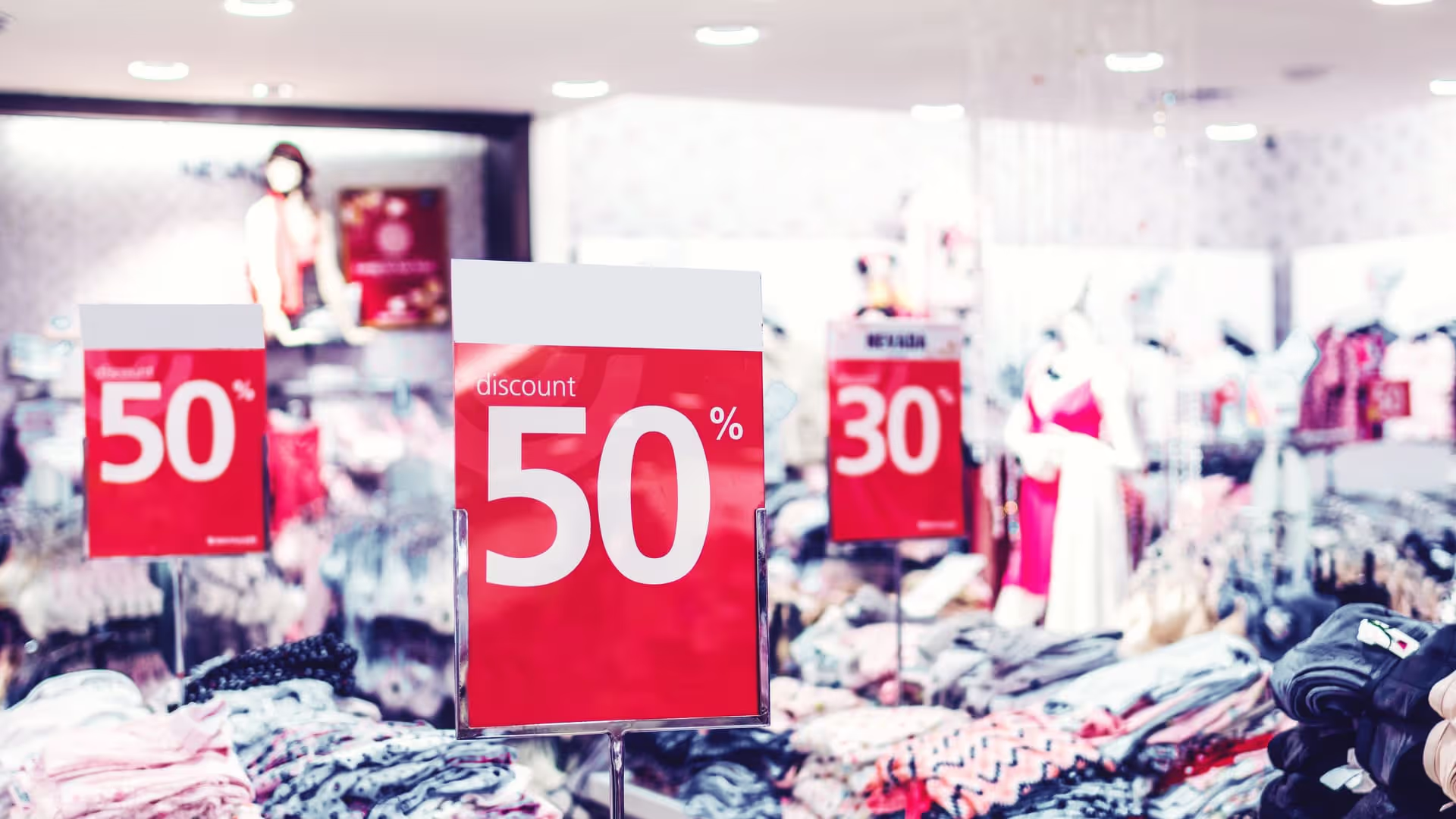 Promote Special Discounts and Offers with live video