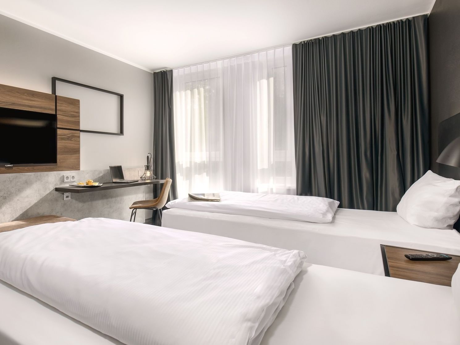 For the 2 of you, die lieber in getrennten Betten schlafen. Vielleicht, weil ihr euch ein Zimmer teilen wollt?