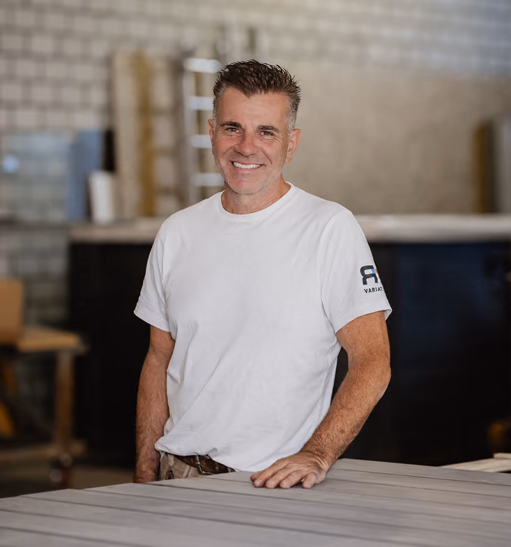 Roland Reinhart von RR Variationen in der Wellness-Manufaktur.