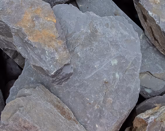 Blue Slate Rockery c.250mm Crate (approx. 70pc)