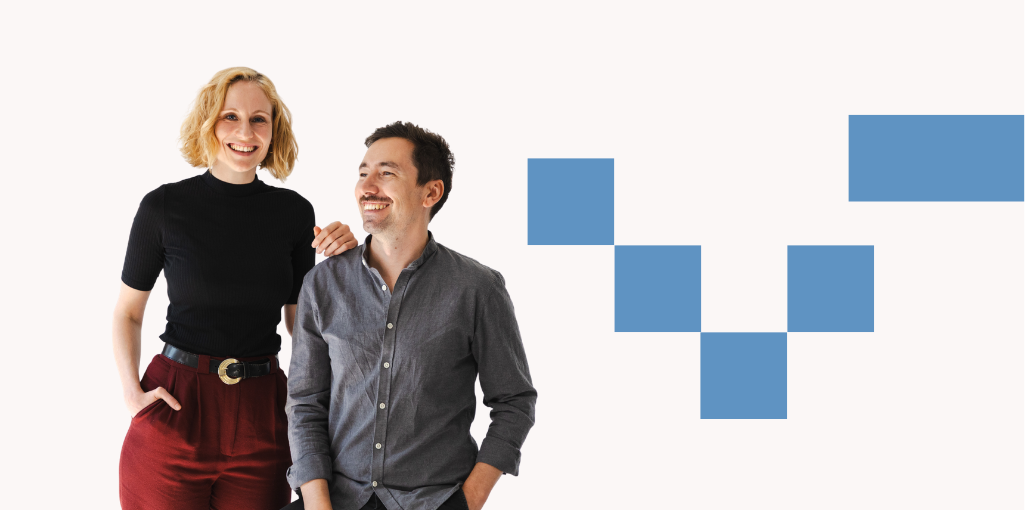 A picture of Nicole and Andreas, where they smile at each other.