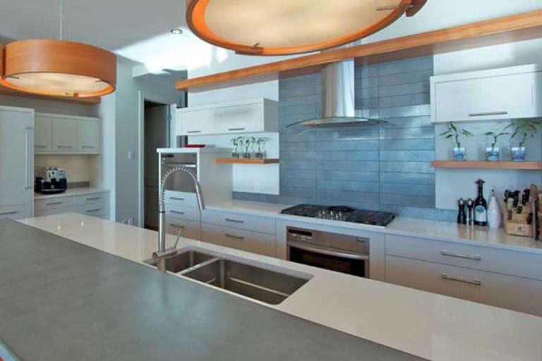 Kitchen transitional img12