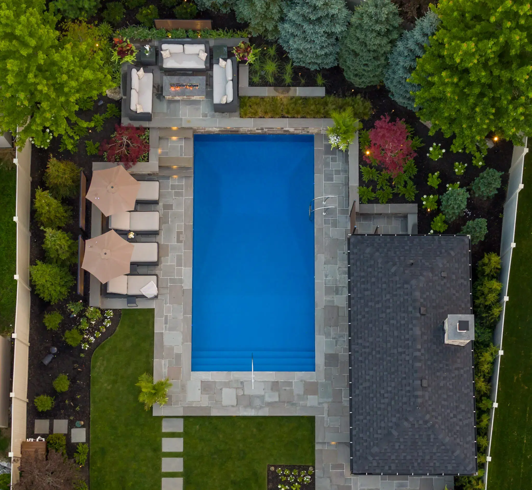 Custom Backyard Landscaping With Outdoor Entertainment Space