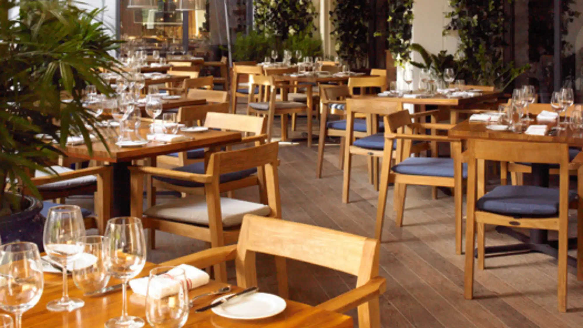 dining teak furniture