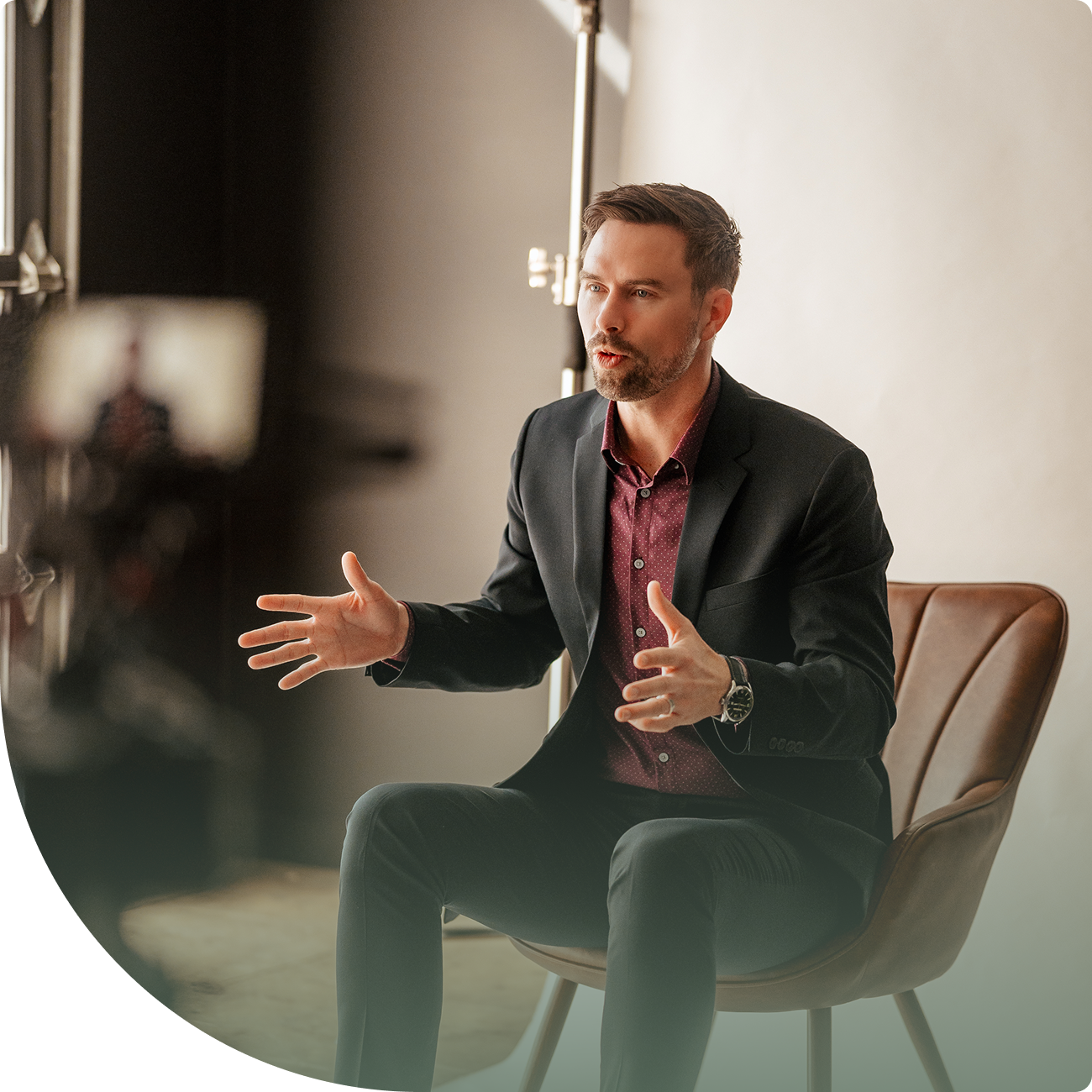 Alex Dorr discussing the No Ego Mindset course: the 5 principles to peace, happiness, and great results at work
