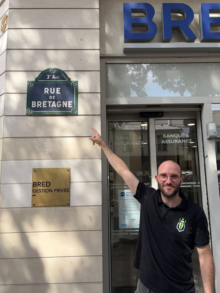 Technicien SafeHome3D rue de Bretagne dans le 3e arrondissement de Paris