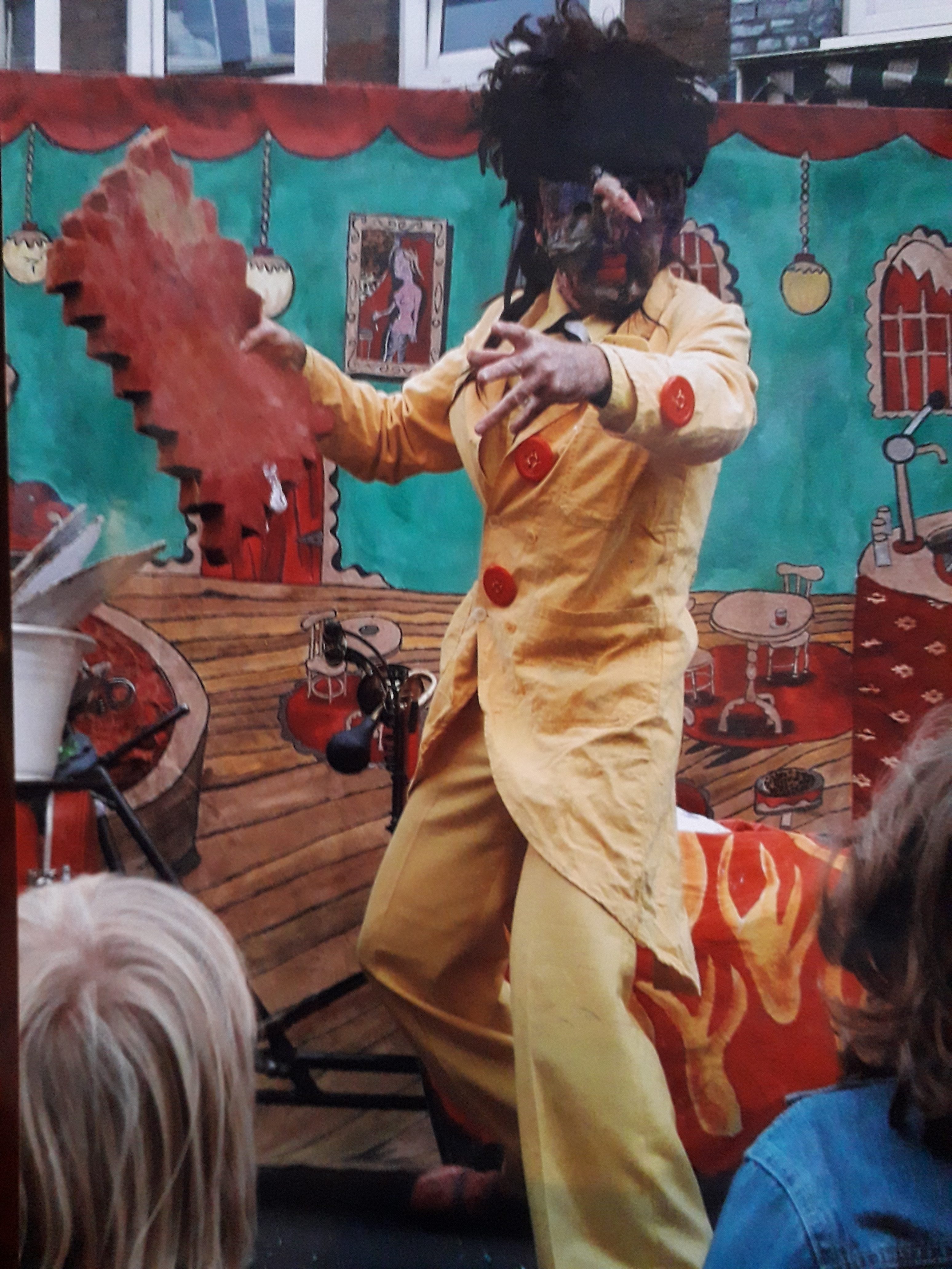 Carnival of Hellucinations (GB)