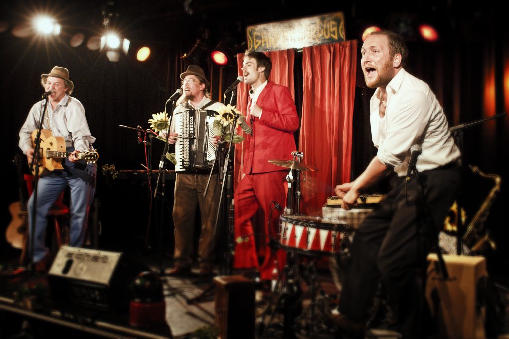 Gankino Circus (D)