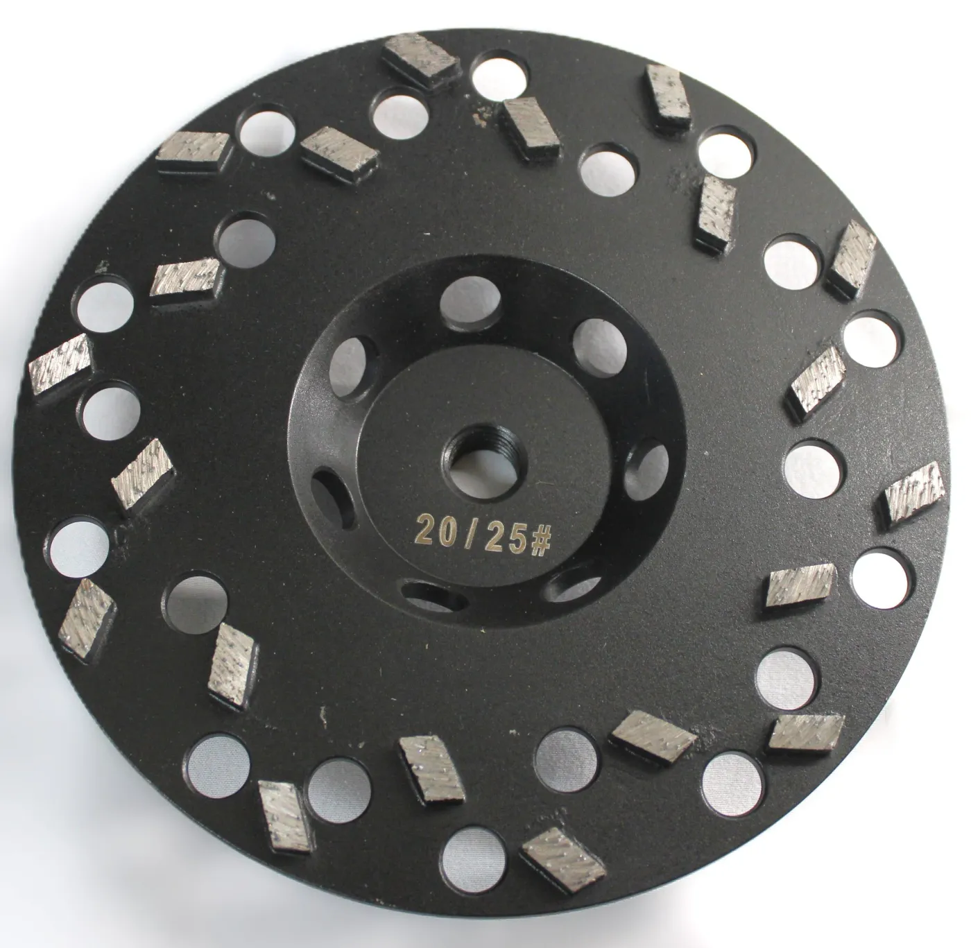 Forte black diamond cup wheel with staggered parallelogram segments