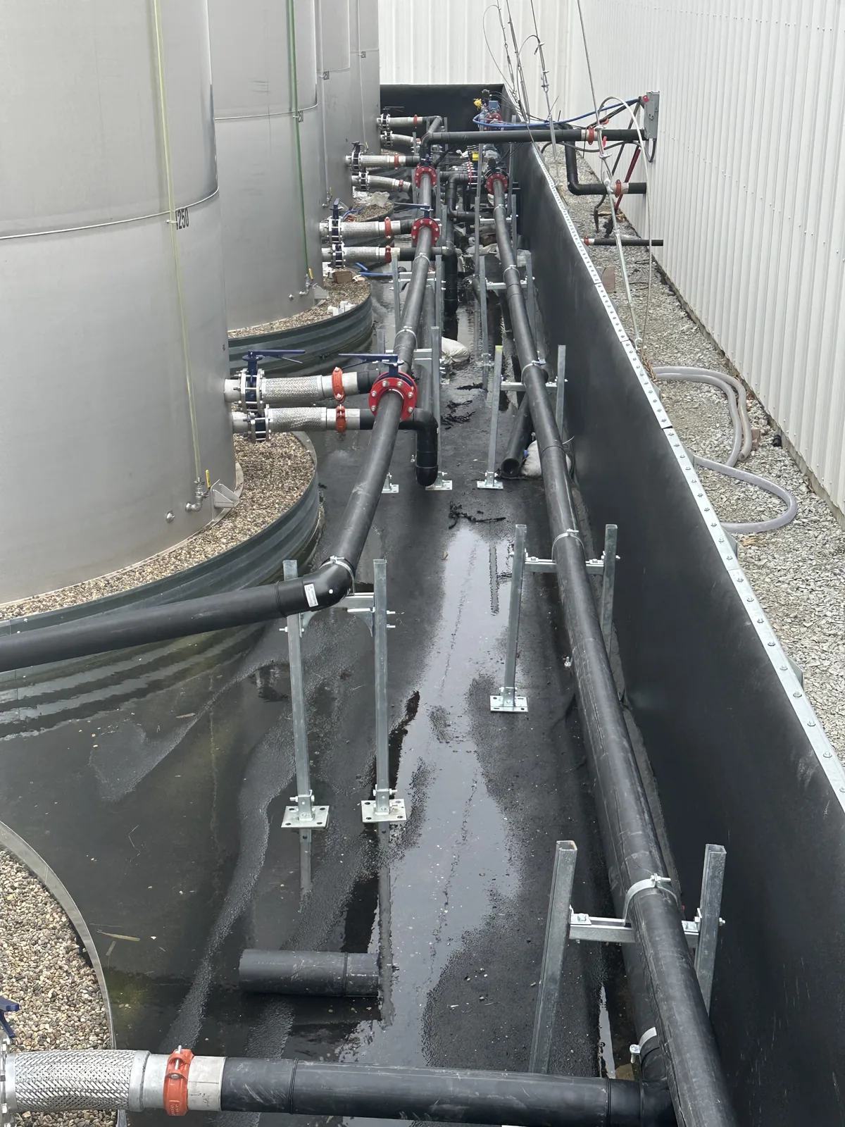 Tank farm plumbing inside the containment