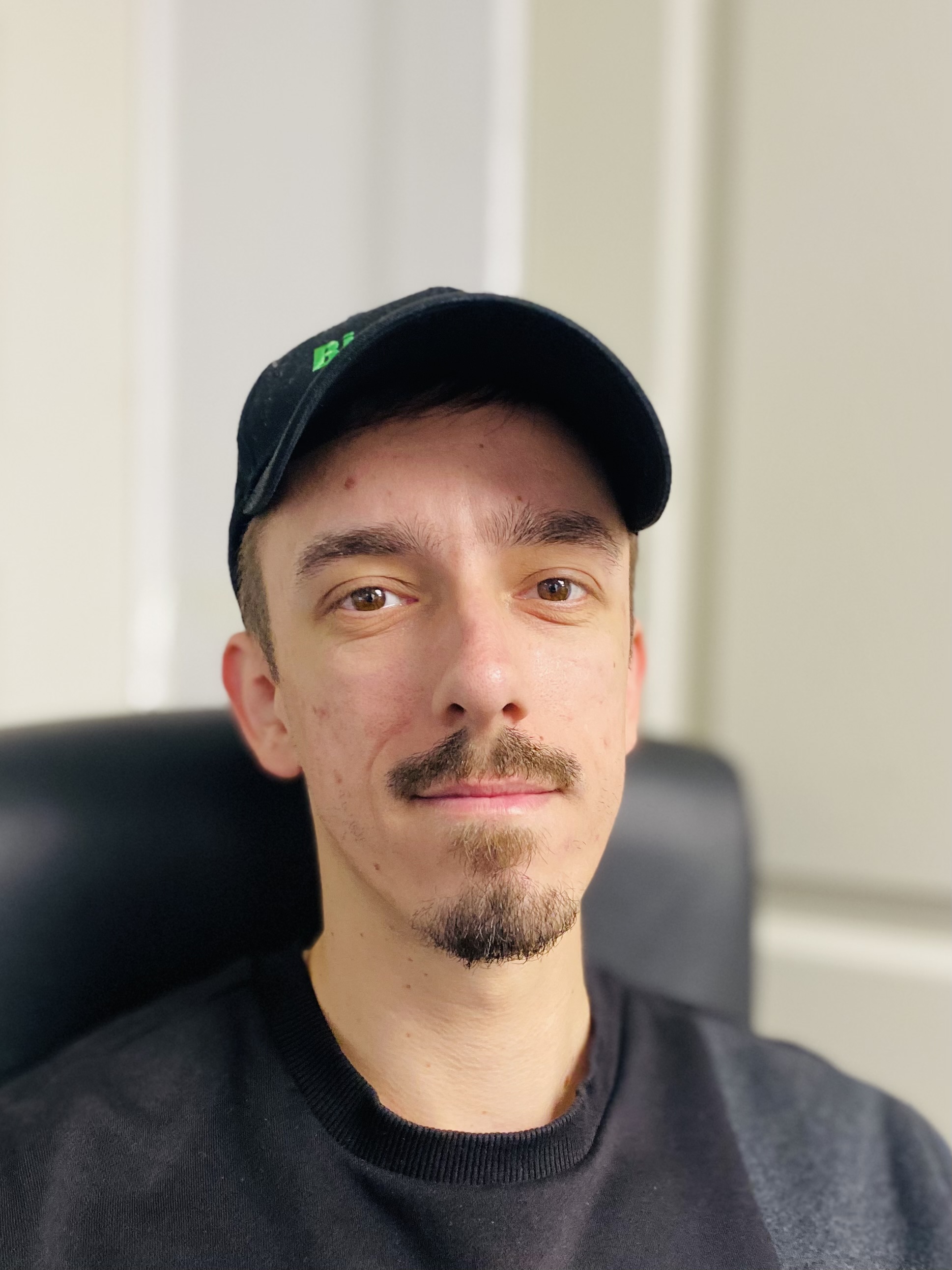 [team] image of individual team member (for a productivity tools business)