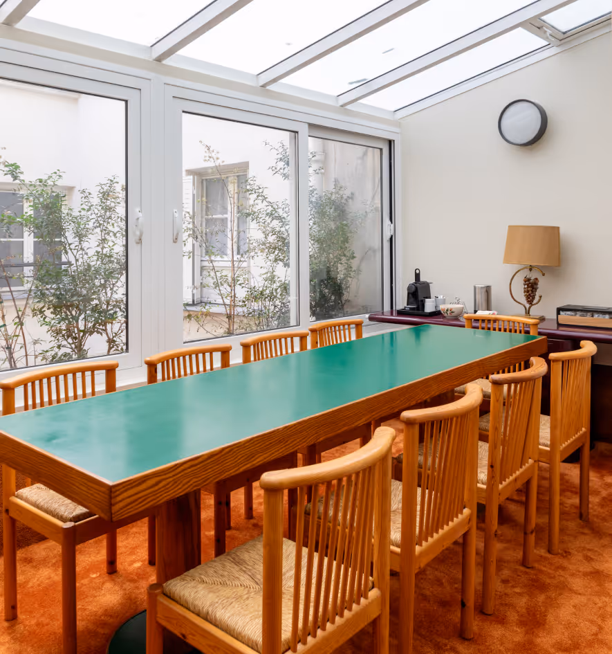 Elegant and graphic 70s-inspired interior at Hotel Château d’Eau, a 4-star boutique hotel located in the heart of the Faubourg Saint-Denis district in Paris.