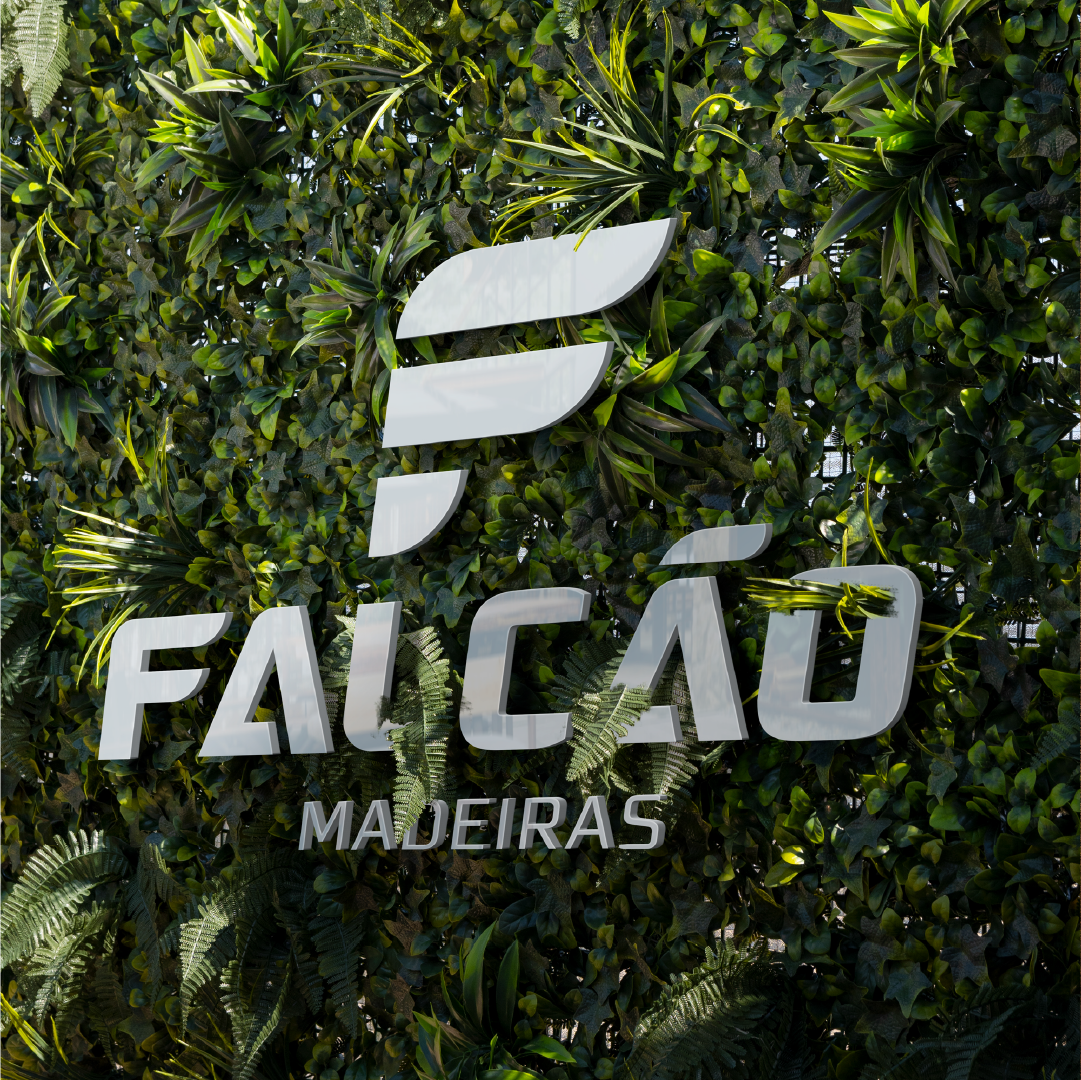 Logotipo e identidade visual da Falcão Madeiras