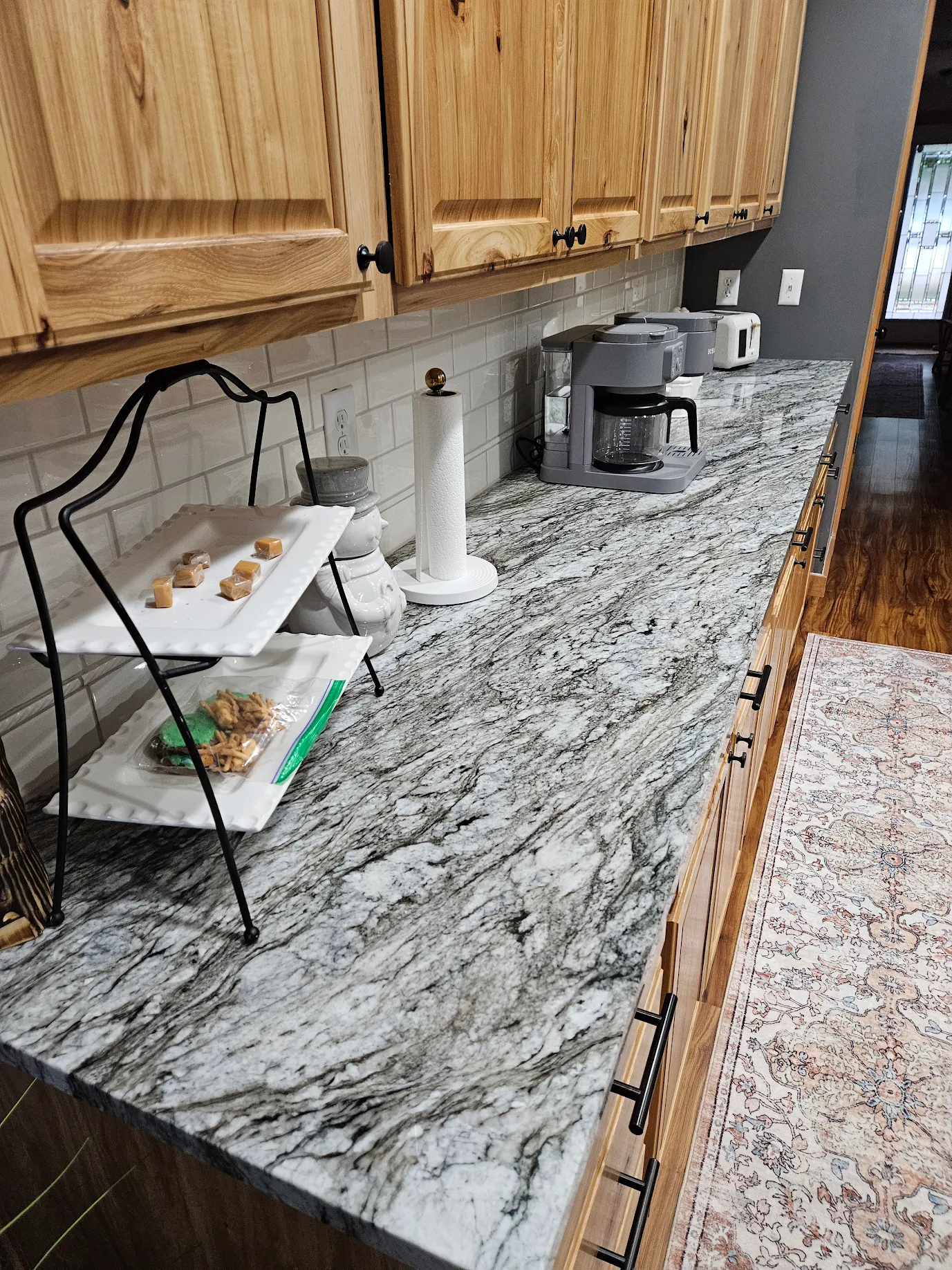 Gray and white marble countertop.