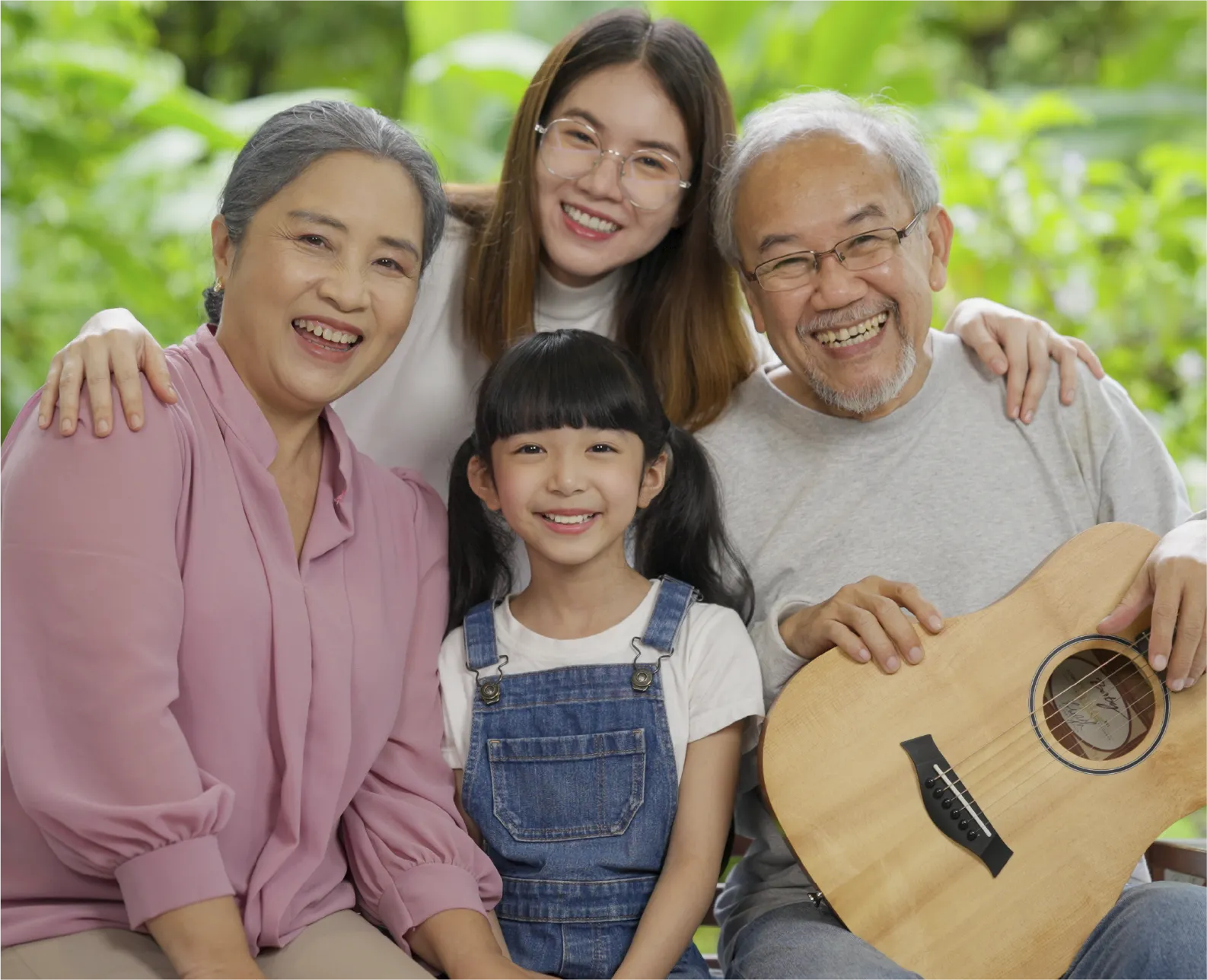 image of team discussion (for a hr tech)