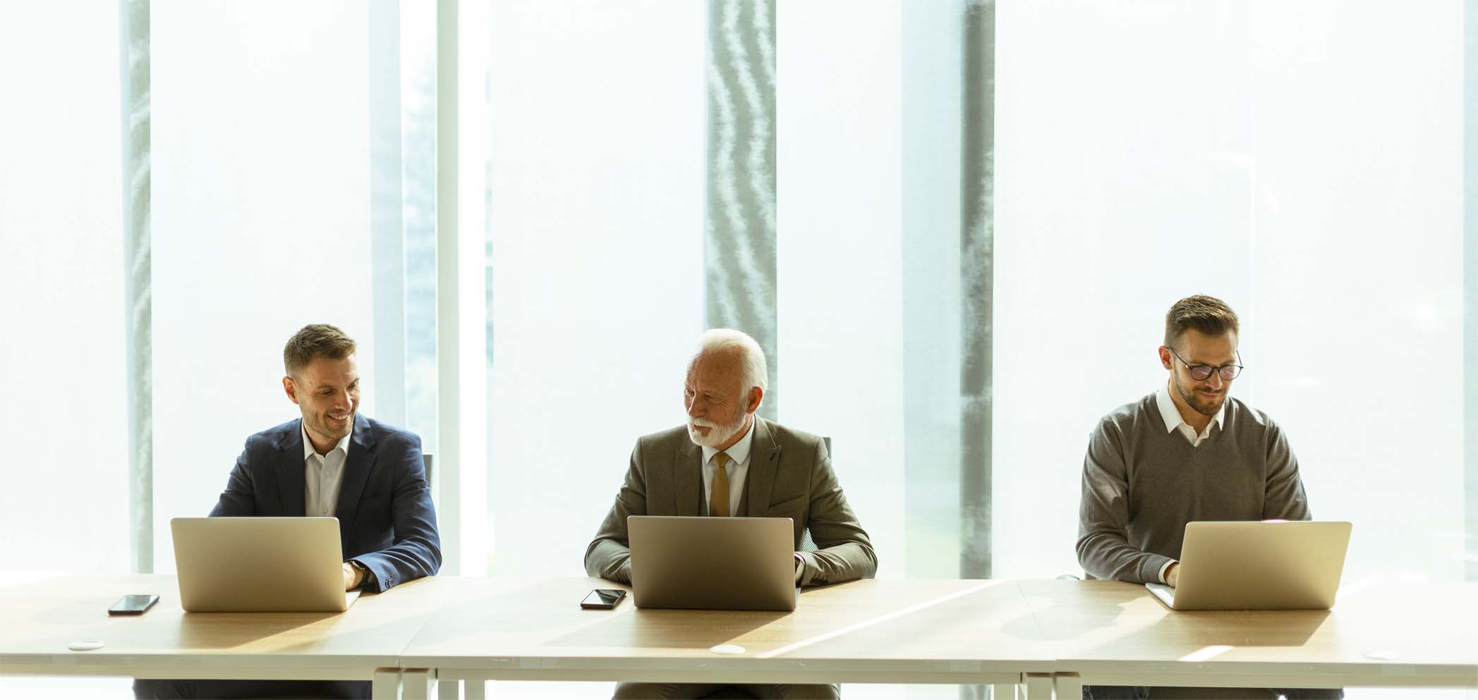 Teams working across disconnected silos before knowledge is unified