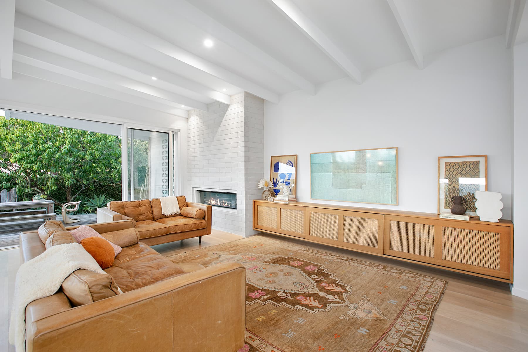 Palm Springs Home by Third Element Design Studio