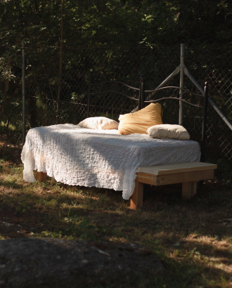 Zona de descanso exterior en casa seis