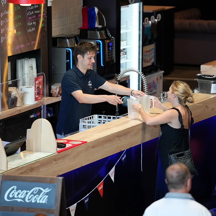 Service au bar Inside Park