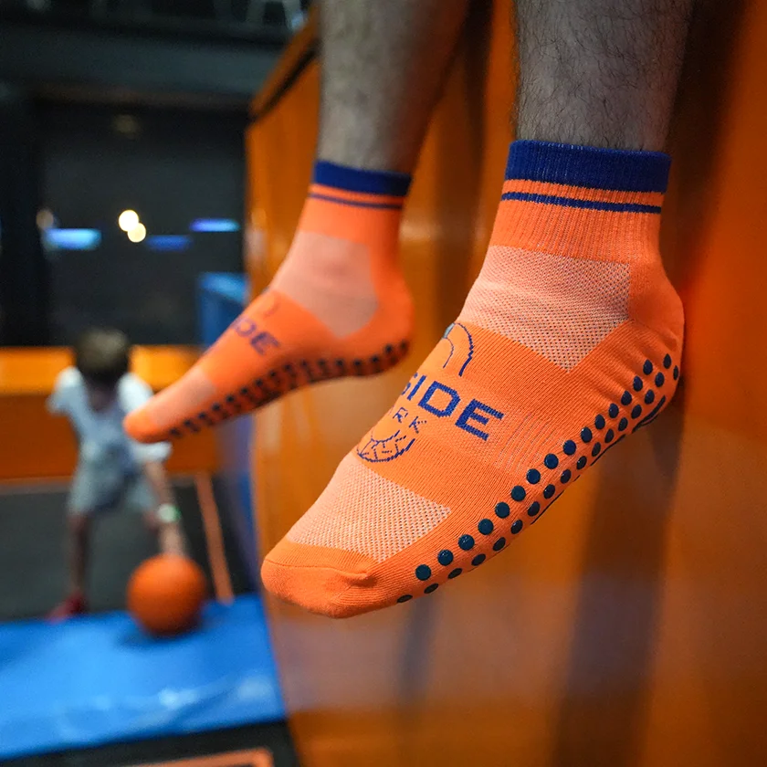 chaussettes trampoline park à Inside Park