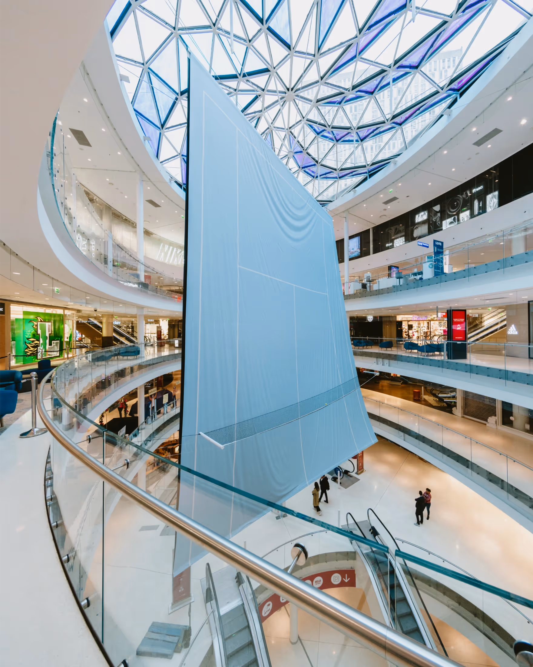 activation retail sport