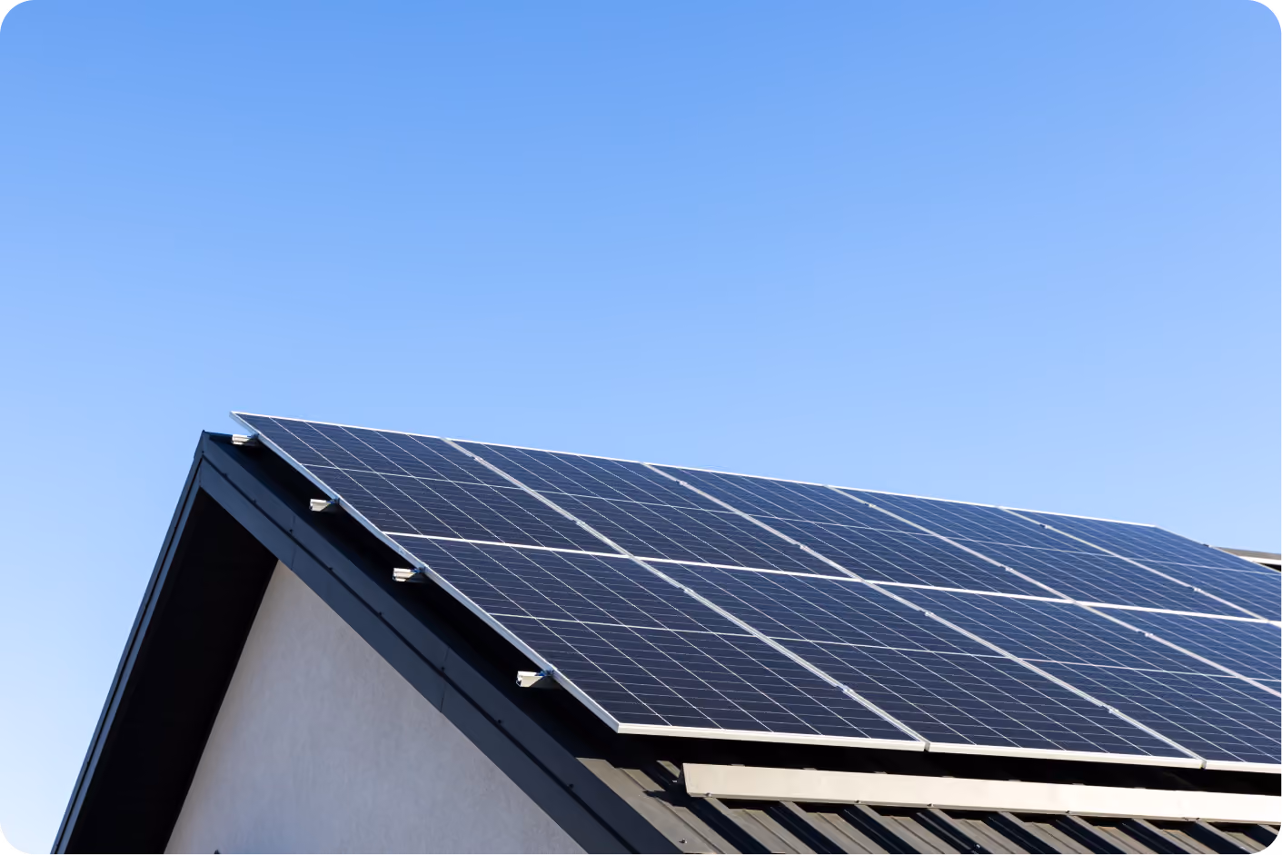 Mieterstrom und Klimaschutz: Die CO₂-Bilanz im Mehrfamilienhaus | metergrid
