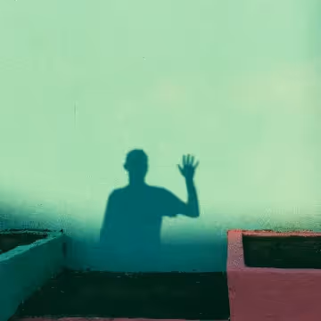 How to manage a remote sales team & customer relationships