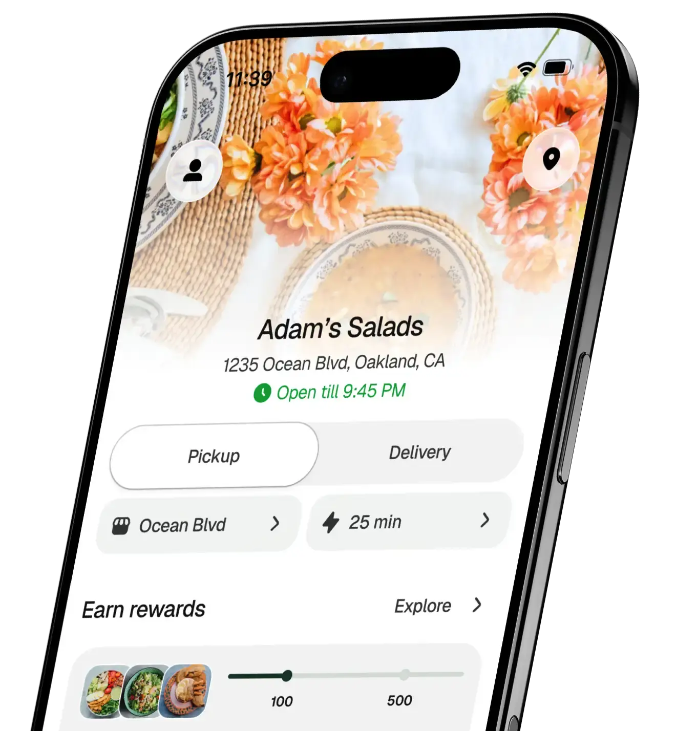 Mobile app screen showing Hawking Bird restaurant with fried chicken sandwich image, options for pickup or delivery, scheduled pickup, and a rewards progress bar indicating 400 points needed for first reward.