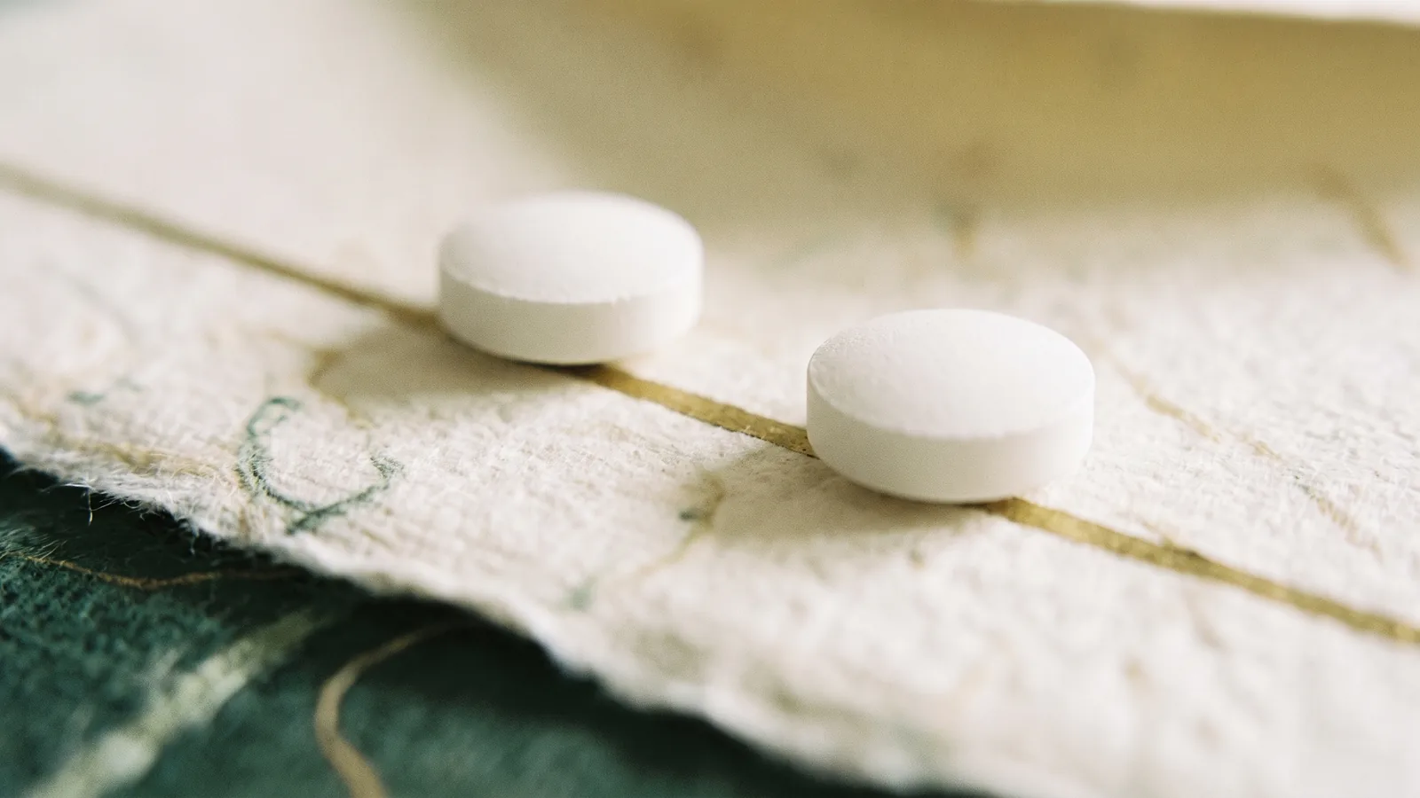 BHRT vs HRT: What the Difference Actually Is, and What the Evidence Shows