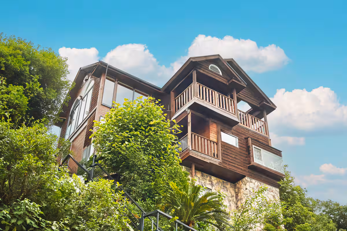 Hillside view of the Onsen retreat in Atami.