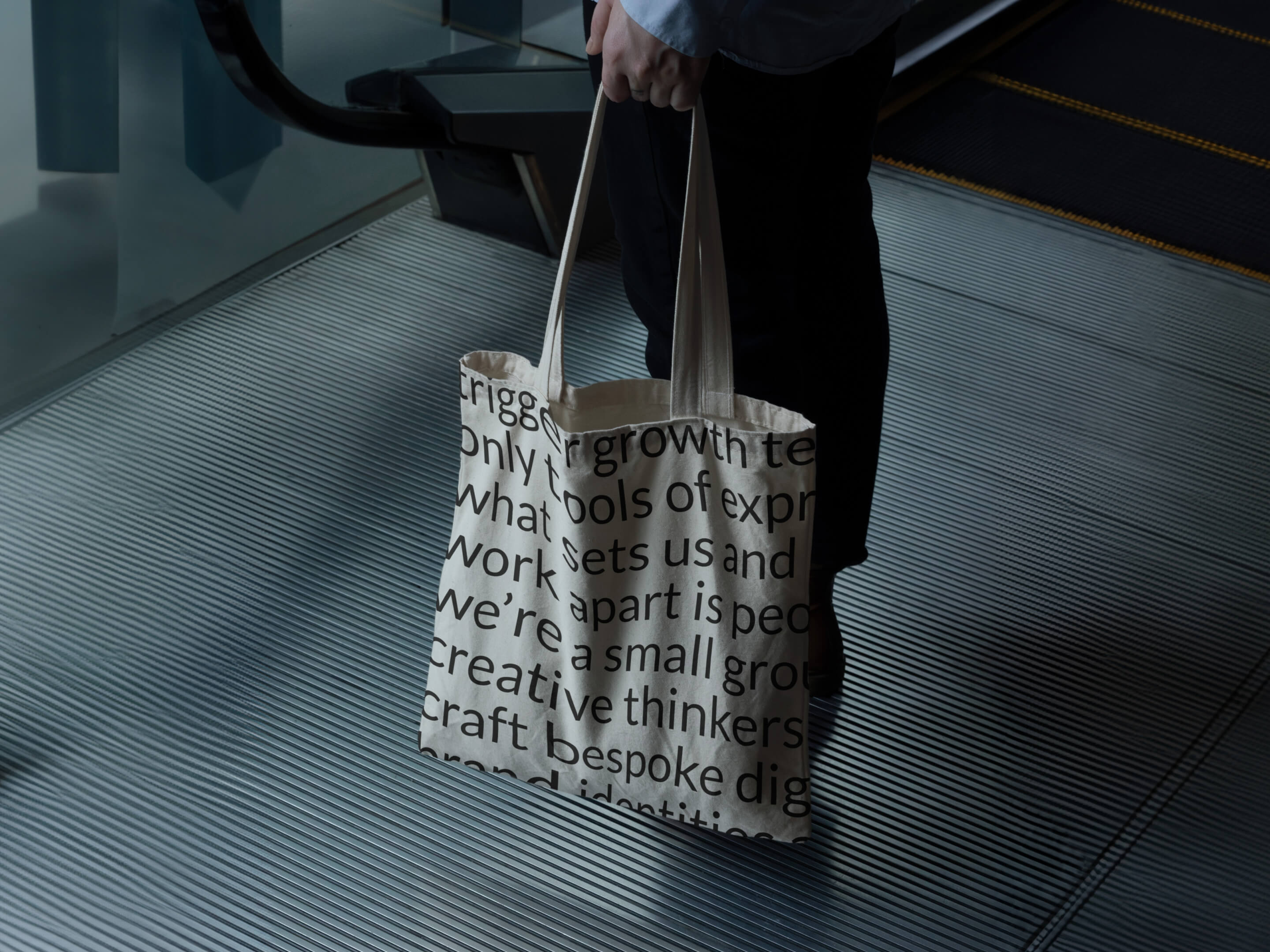 Bag Mockup - Trigger Growth