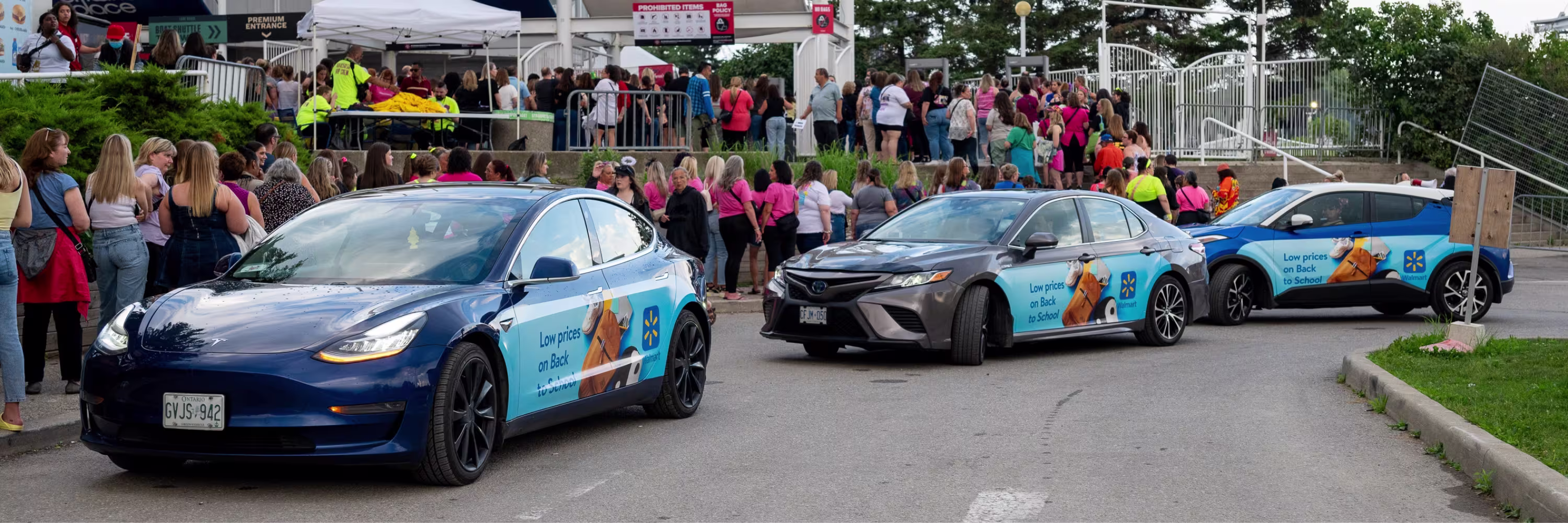 Fleet of Walmart wrapped cars SWARMing a major event