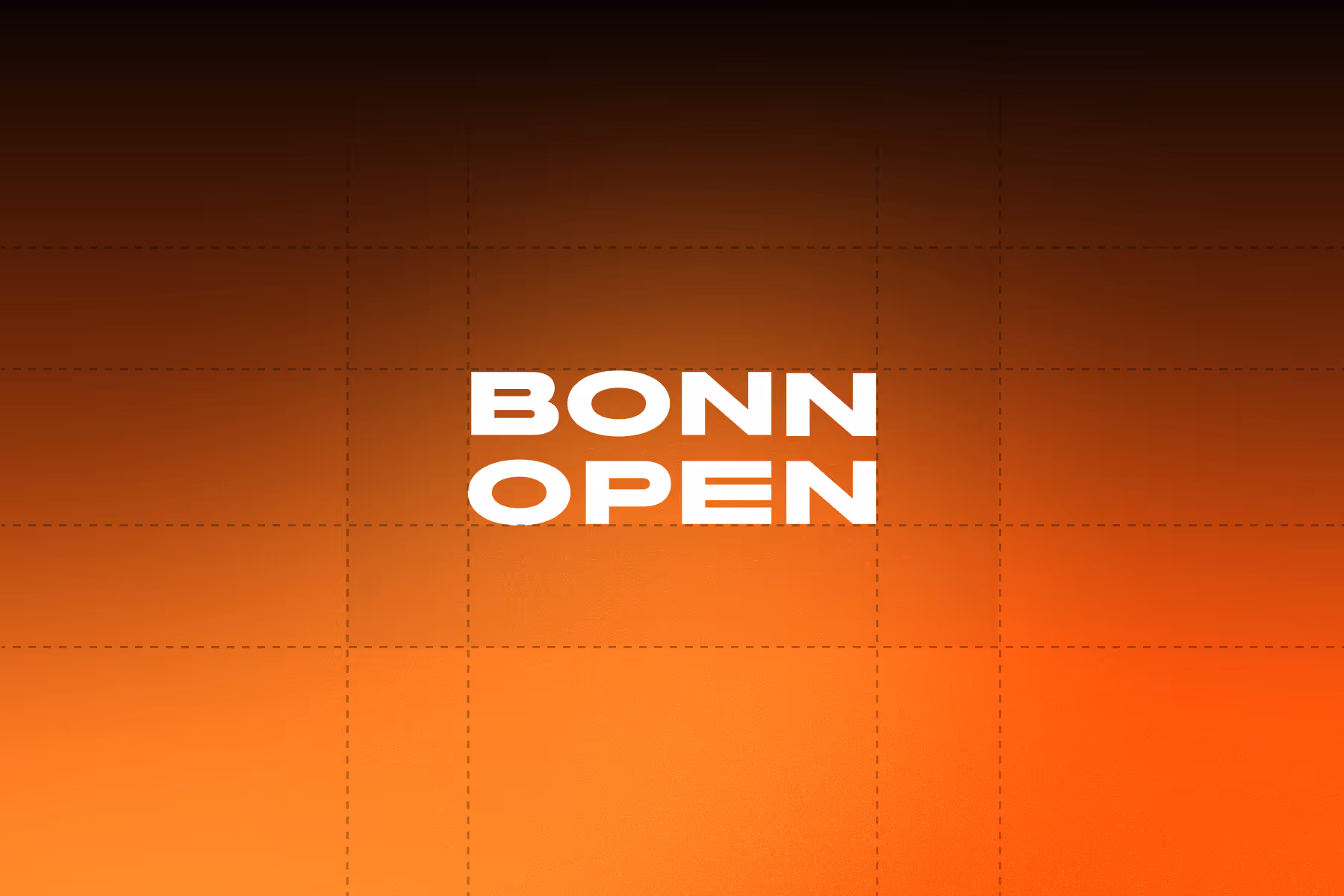Weißer Text 'BONN OPEN' vor einem orangefarbenen bis braunen Farbverlauf-Hintergrund.