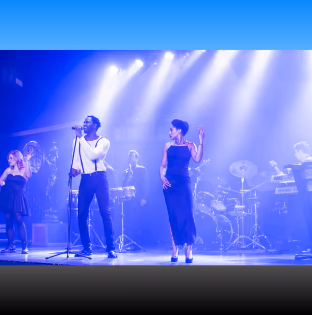 Live Music  (3)