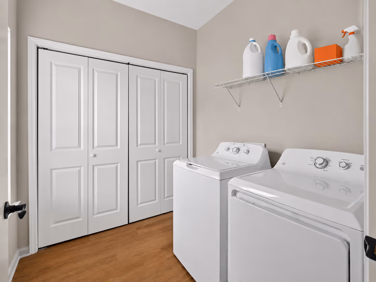 Oak Harbor Village laundry