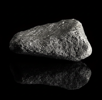 očištěný meteorit Muonionalusta po konzervaci
