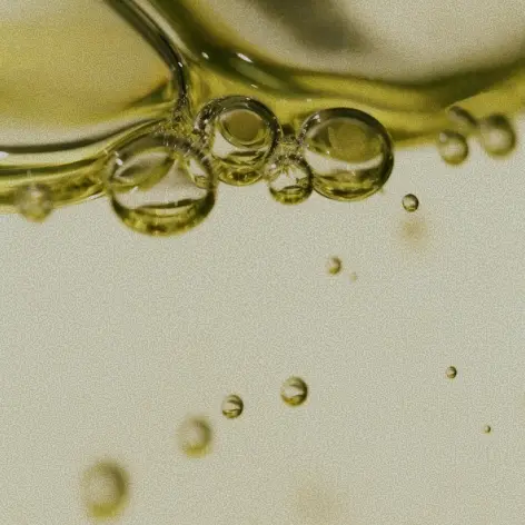 Cura prebiotica del viso per acne con ipersensibilità cutanea — protocollo delicato senza acidi e retinoidi nello studio ARCHIVIA