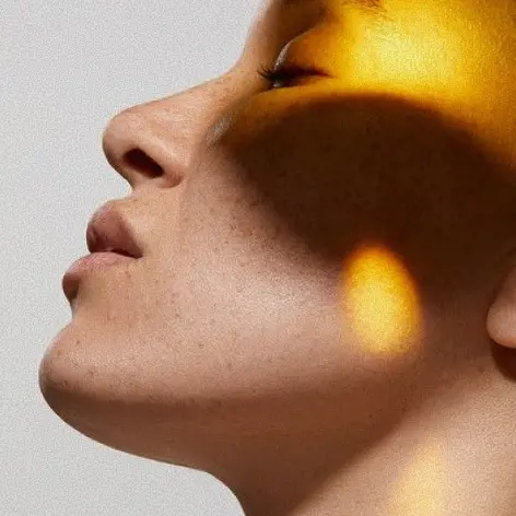 Massaggio testa, viso e cingolo scapolare — rilascio dello stress e della tensione muscolare per migliorare la qualità della pelle in ARCHIVIA