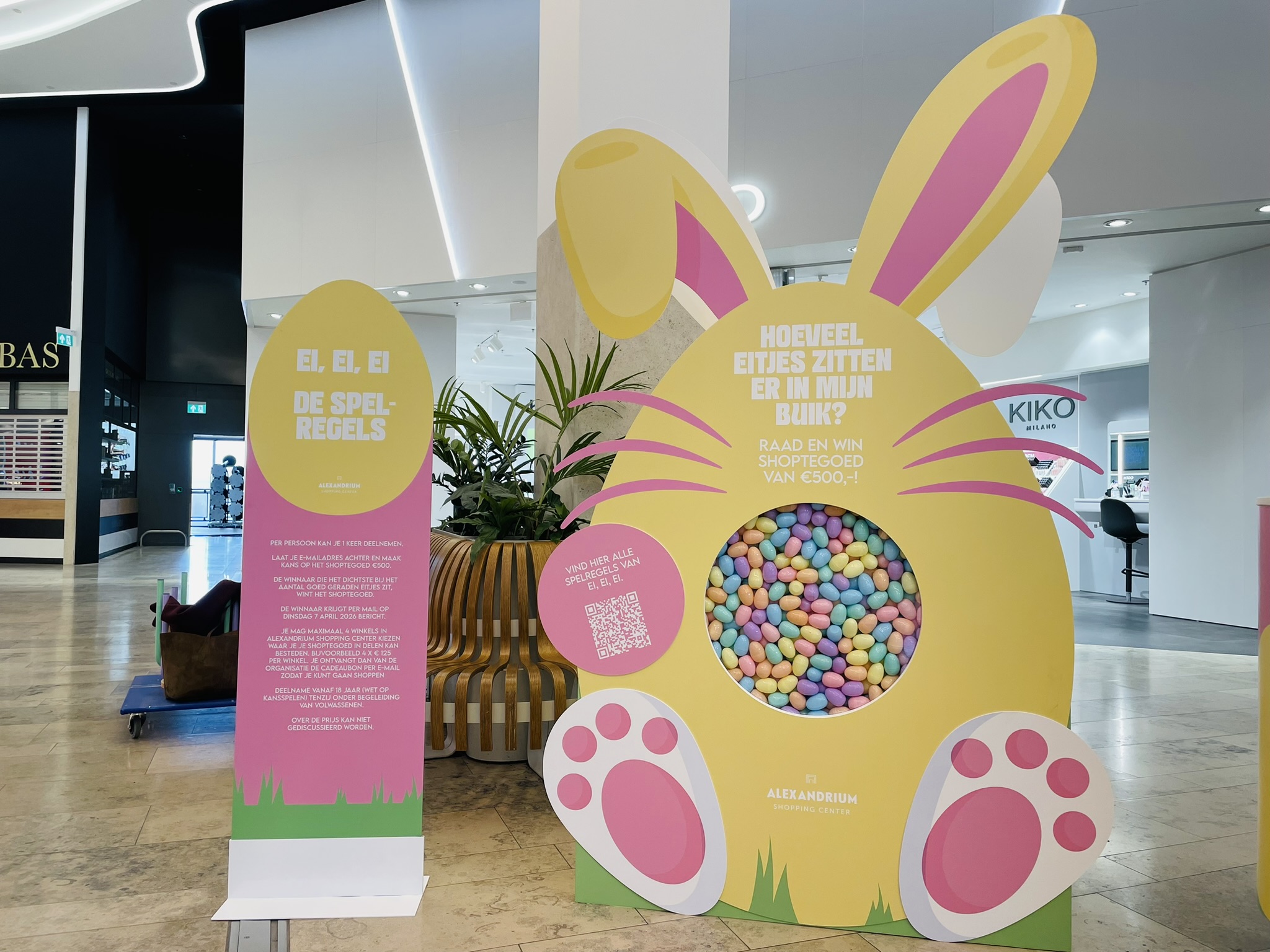 XL Paashaas x Alexandrium Shopping Center