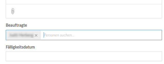Add or remove users from the Assignees field