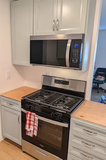 Microwave installation - providing professional handyman services in Simi Valley.