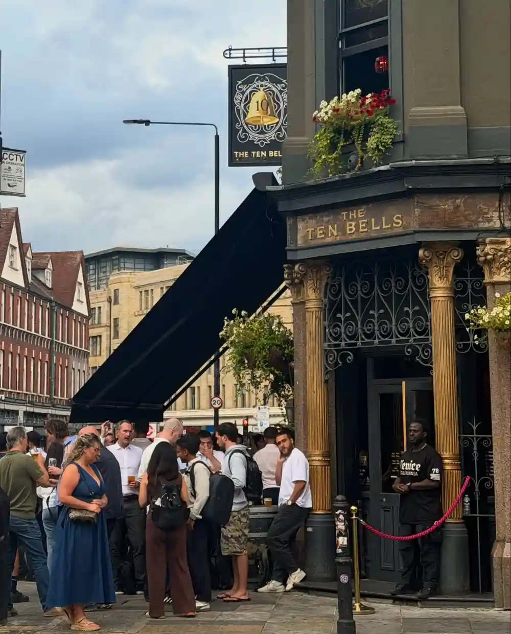 The Ten Bells, looking good from the outside!