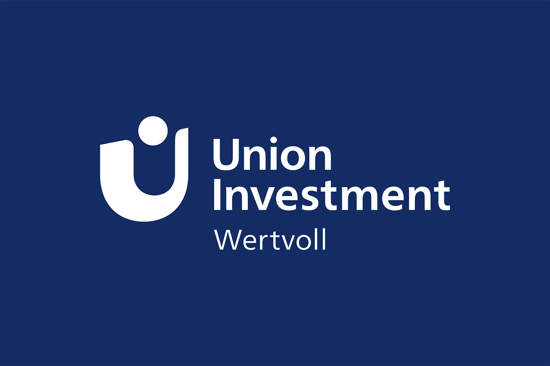 Weißes Union Investment Wertvoll Logo auf dunkelblau.