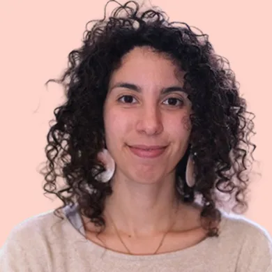 Portrait de Lila Jacquet-Cretides, développeuse Power Platform chez YoungData
