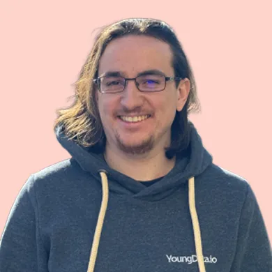 Portrait de Louis-Etienne Richier, développeur Power Platform chez YoungData