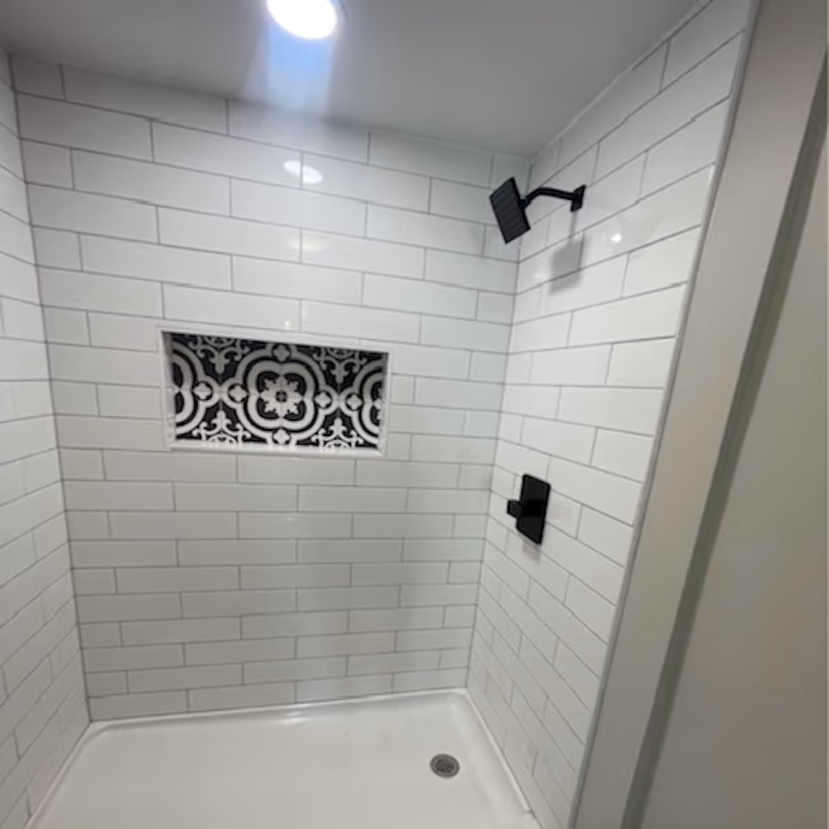 Professiona bathroom remodeling services by Landa Construction Services near me