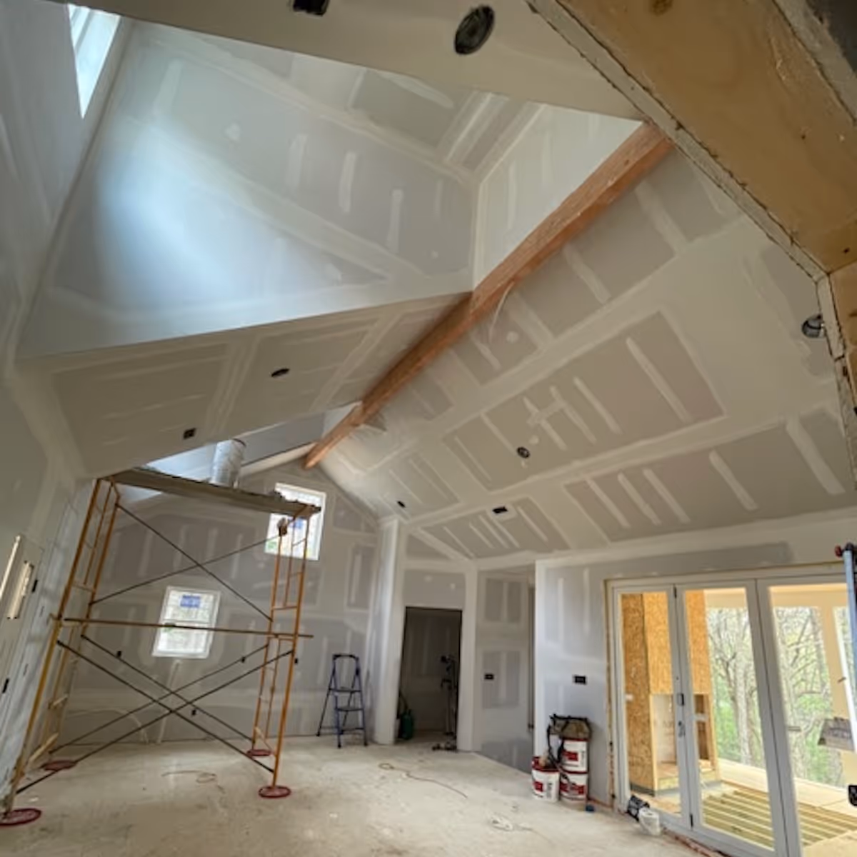 Smooth drywall finishing and painting preparation
